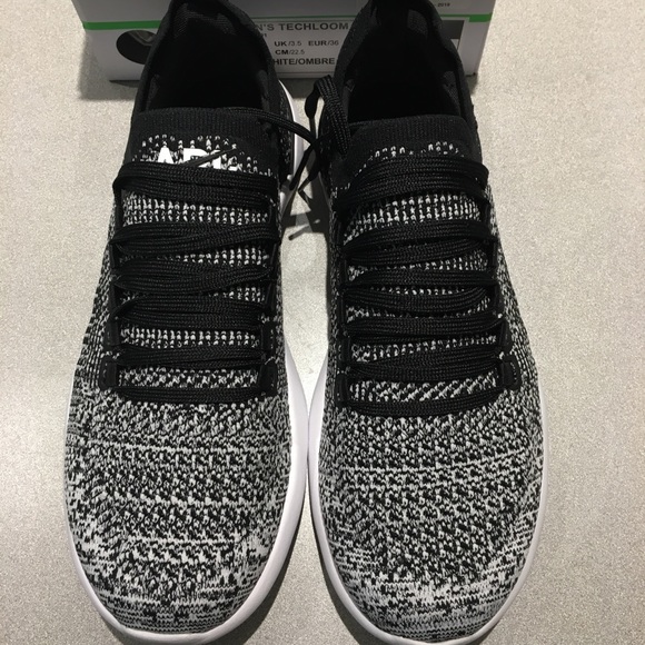 APL TechLoom Breeze Sneaker Black/White/Ombré NIB - Picture 5 of 6